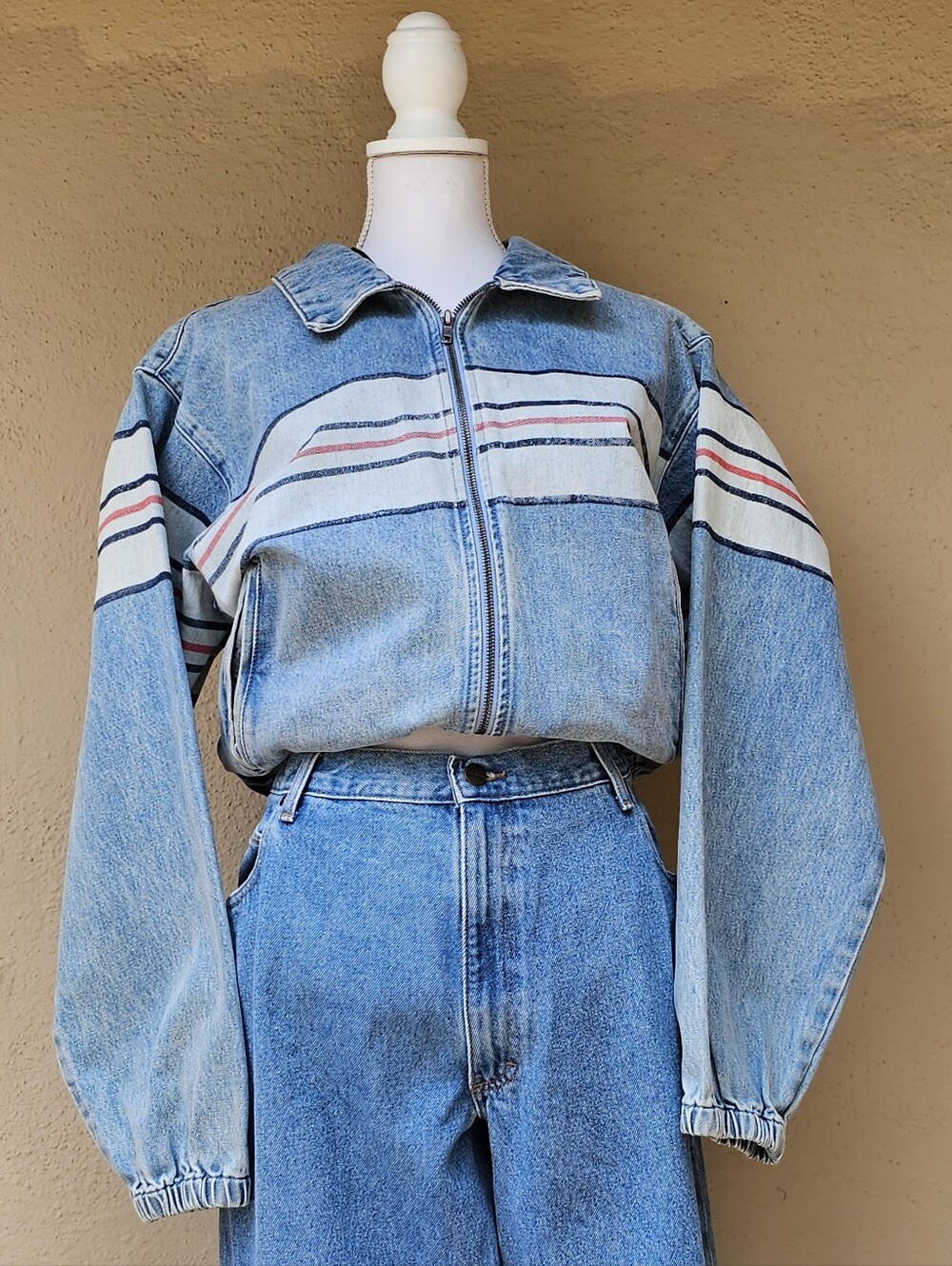 Guess Bomber Structured Jacket W/ Balloon Sleeves & Stripes Straight Across Sz L
